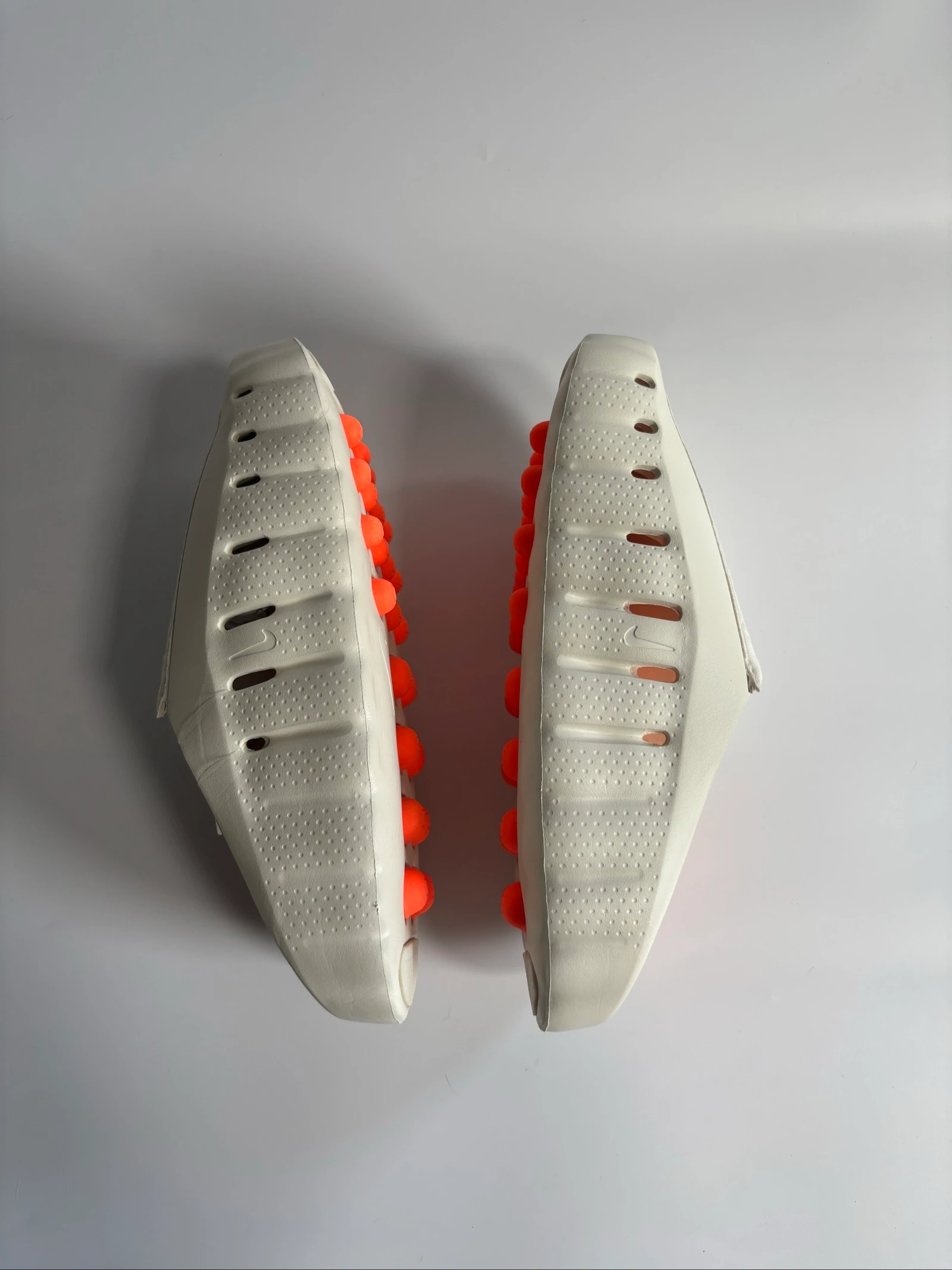Nike Mind 001 Sail and Hyper Crimson - NUEVO - Talla 42 – photo 4